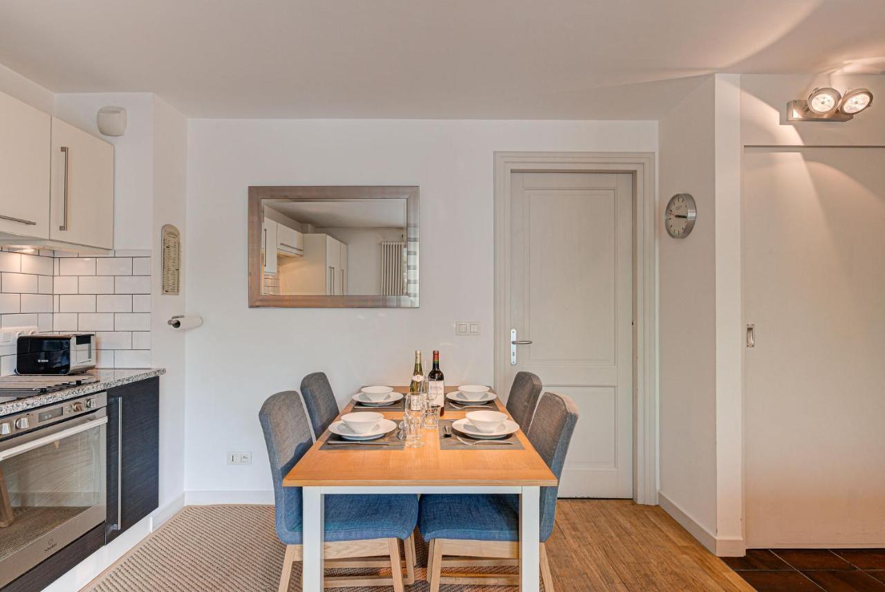 Apartment Cosmiques - Alpes Travel - Central Chamonix - Sleeps 4 Exterior foto