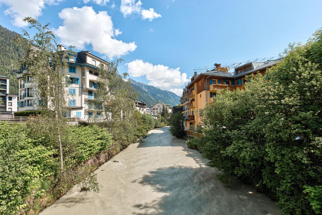 Apartment Cosmiques - Alpes Travel - Central Chamonix - Sleeps 4 Exterior foto